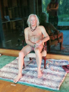 WaverlyKernowのLife Modelling 2の 6枚の写真