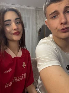 I'm with my friend Sofia. od DenisSofiaa  3 snímek