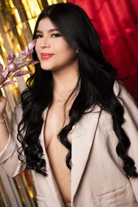 Emmazc_ MERRY CHRISTMAS 2025 Pic 4