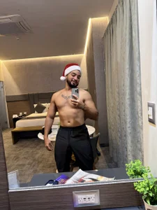 _tony8 kullanıcısının Merry Christmas albümü -  2 fotoğraf