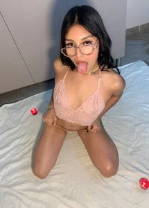 Me de PIA_STONE  6 Imagens