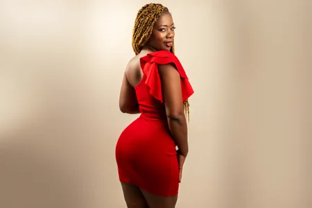 ThaliaWest Public Pic