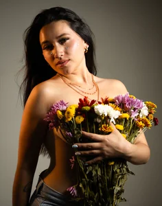 Veronica_Wins_ A Day Full of Flowers 💐🌸💐 Pic