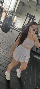 Karla_Belle_ Hot girl in a gym honey! зображення 2