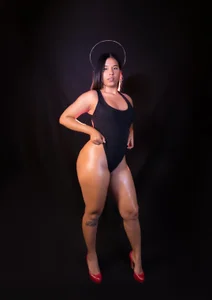 Lunna_Foxx_ 🍫 Sweet skin, dangerous hips. Pic