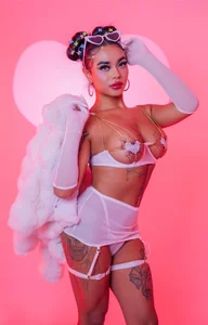 Happy Valentine's Day to you 🌹❤️ od tinaqueen_noa  2 snímek