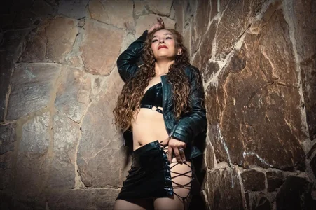 JennaMilf_ ROCK AND ROLL Foto 9