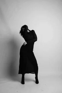 TomasaKurrie B&W Bilde 2