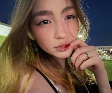 Ellymolly 9 Pic