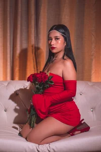 Isabella_Flowers I want you to take off my clothes petal by petal❤🌹🌹 Foto 8