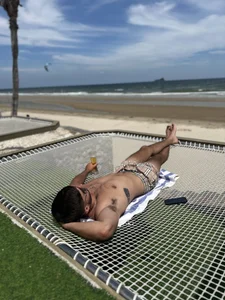 _AandH's 🙎🏽‍♂️ Sex Photo 4