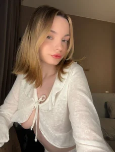 MaryFlare: Public ( фото)