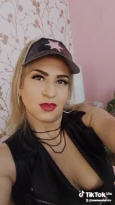 alana_johnson_0 Public Pic 6