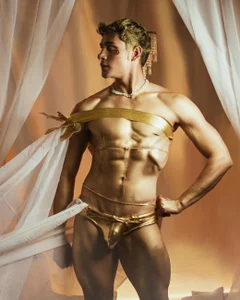 AustinJones_ Your god Apollo is here  3টি ছবি