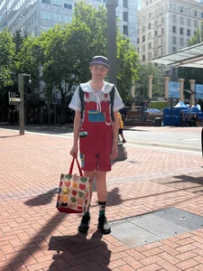 MrFrizby6211 Public Foto 6