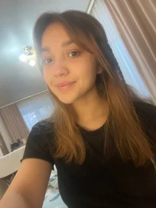 BabeLunaX Public Pic 3