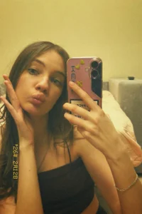 kiss me😻 de ShaeHeeter Foto 2