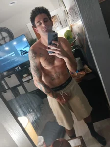 BigDonker1995 Public Pic 4