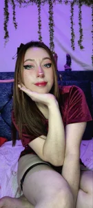 "Your Redhead Catgirl Wants Attention 😻" od Amber_prada  4 snímek