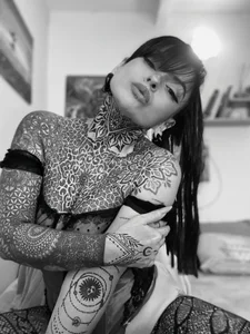 LolaRouse NEW PICS Pic 5