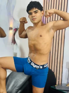 Lucho_Hot Public зображення 8