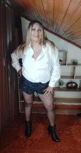 yayita_mature Casual In the oficce Bilde 4
