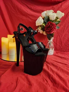 Evelyn__16 Heels 👠🔥 Pic 3