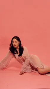 Ann__Cute pink tease Foto 2