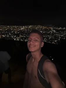 damian_delux 🖤 Poză