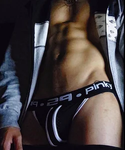 MALIK-PARVATIのEu aiの枚の写真