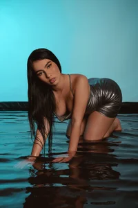 natalyWilliams Desire in hot watters 💦🔥 รูป 