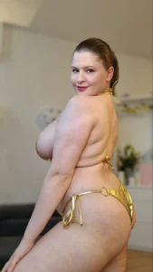 TinniAngel Happy bikini day🫣💥🌞 Pic 4