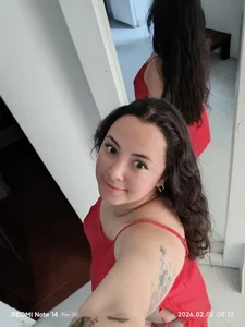 ElaMurray02 Public Pic 3