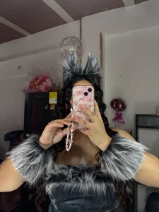 Laura_Med Lau😈🤤 Bilde