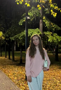 UshaDudney Public Pic