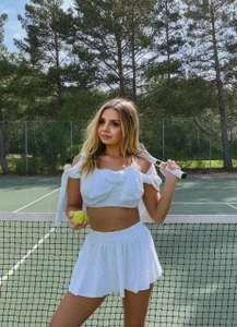 VelvetElizaPublic Bild 2