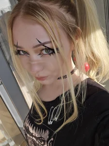 ElswythCovil Hi! I'm Sophie 사진 4