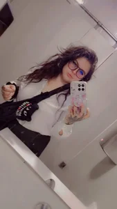 _lilith_heavy ✨ “Good submissive, well behaved” Pic