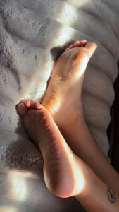 sinsweetX Piesitos 🌸🦶 Pic 5