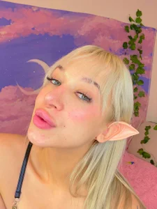 BladeNeon Public Hình 5