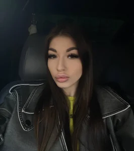 OdetteFay Public Pic 2