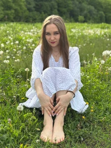 Miatiny's Grass🌿 Sex Photo 4