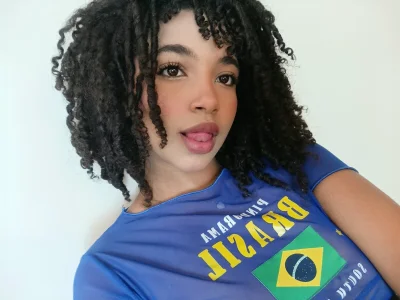 Jazmy_ Public  5. fénykép