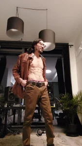 leather & brown de Youreherewithme  photos