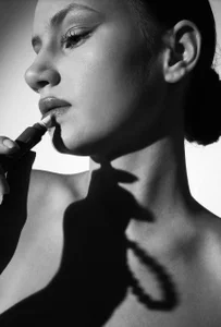 lisa_montana kullanıcısının black and white style albümü -  2 fotoğraf