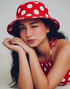 Miliaangeles Nice❤️  2টি ছবি