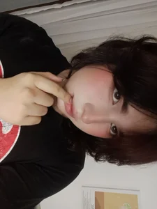 Daniellesins1 More of me 사진 2