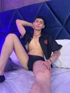 Logan_WoodsのPublicの 4枚の写真