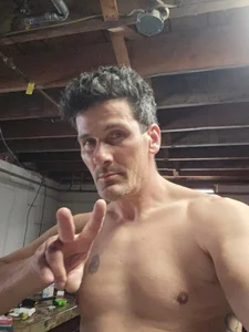 jayjy0303 Hey there  2টি ছবি