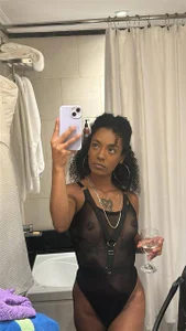 Lisa_Sutton Public зображення 2